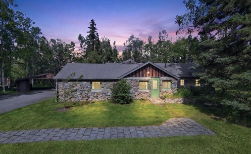 House in Anchorage, Alaska, United States 1