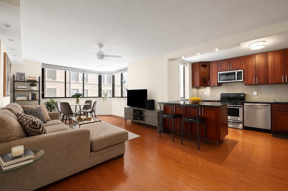 House in New York, New York, United States 1 - 18564489