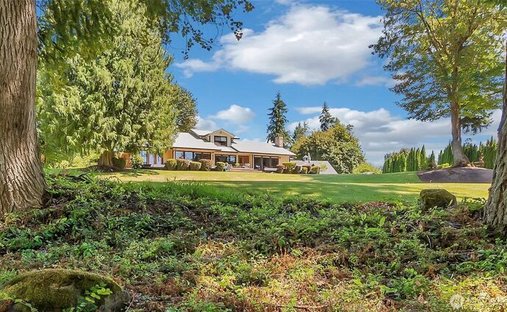 House in Roy, Washington, United States 1