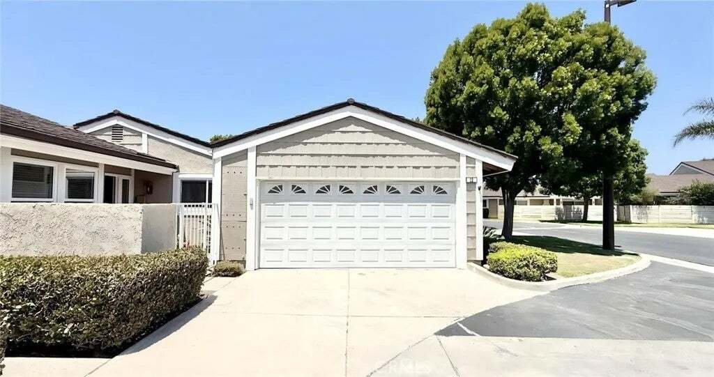 Condo in Irvine, California, United States 1 - 18559113