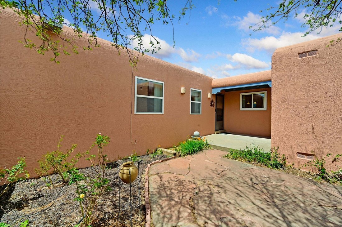 House in Santa Fe, New Mexico, United States 4 - 18558049