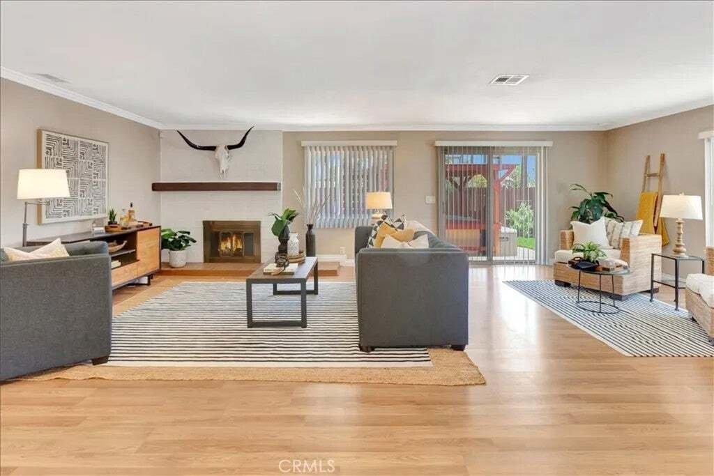 House in Tustin, California, United States 3 - 18559122