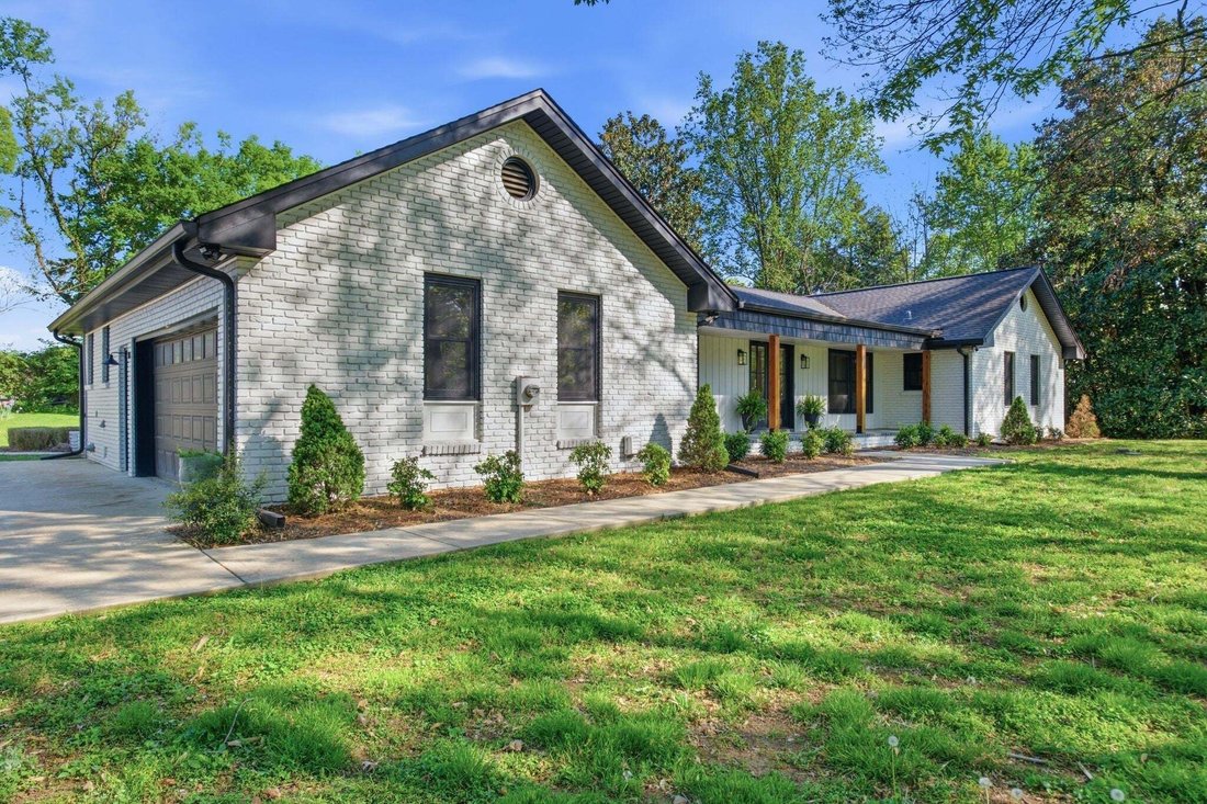 House in Gallatin, Tennessee, United States 5 - 18562142