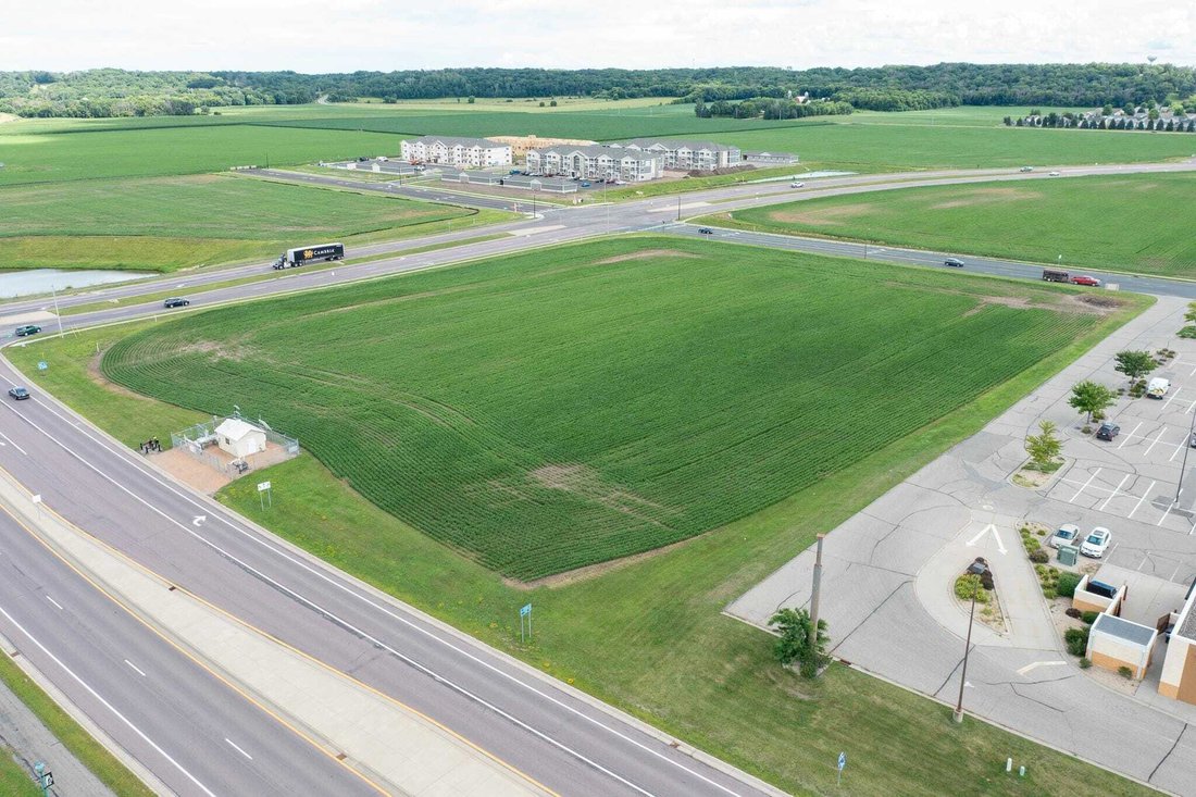Land in Belle Plaine, Minnesota, United States 1 - 18565003