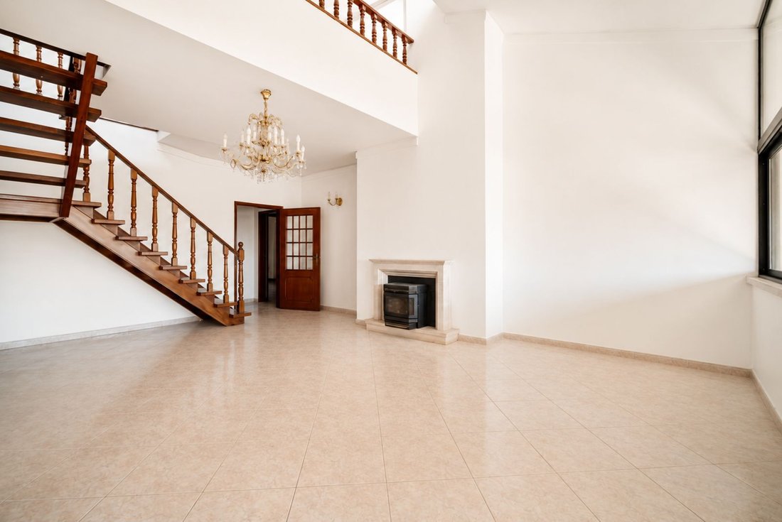 Apartment in Cascais e Estoril, Lisbon, Portugal 4 - 18566110