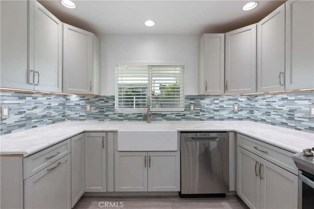 House in Cypress, California, United States 4 - 18559186