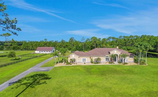 Maison à New Smyrna Beach, Floride, États-Unis 1