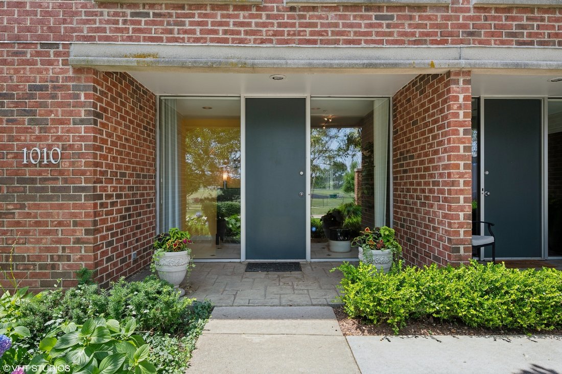Condo in Winnetka, Illinois, United States 2 - 18566314