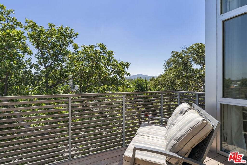 Condo in Los Angeles, California, United States 4 - 18561211