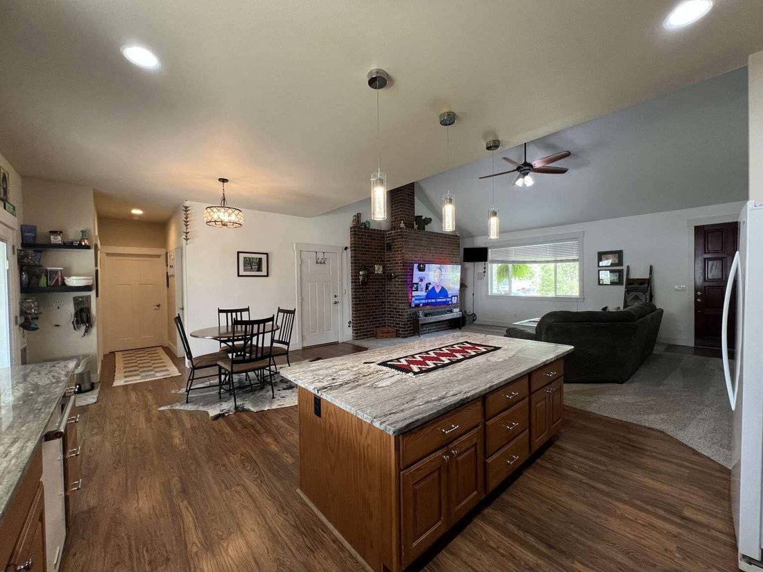 House in Deer Park, Washington, United States 4 - 18560989