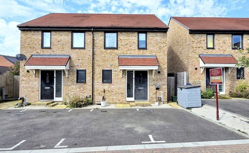 House in Walstead, Copthorne, England 1