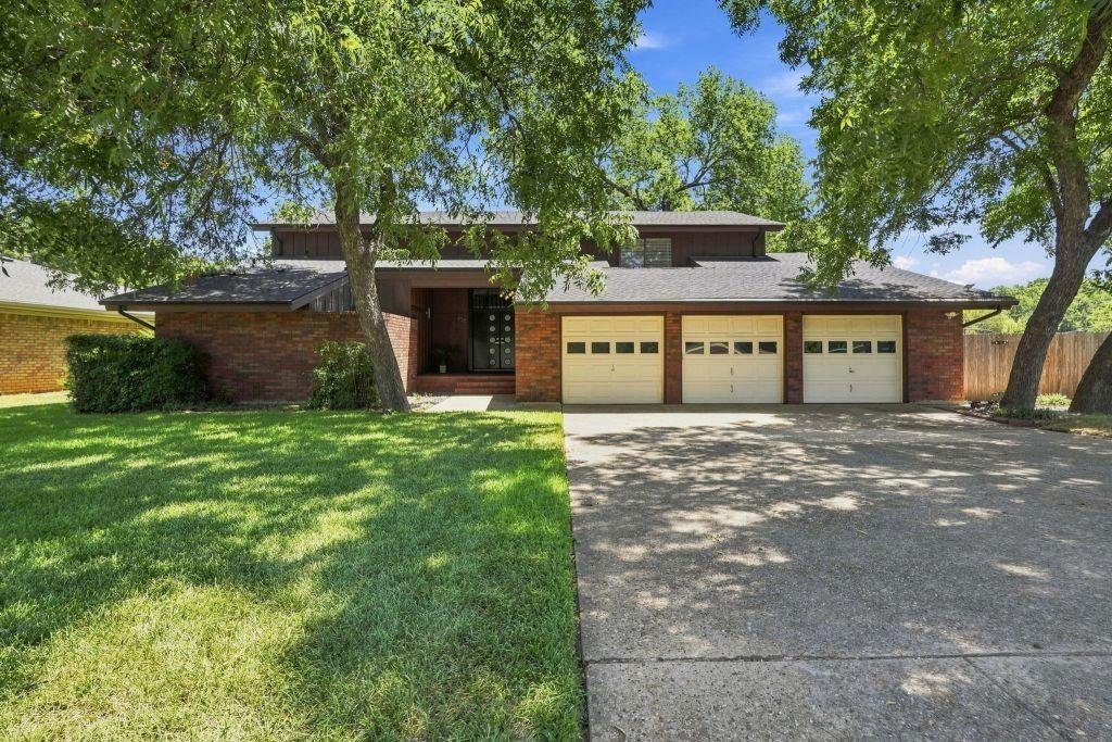 House in Hurst, Texas, United States 1 - 18562796