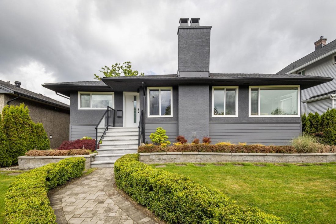 House in Burnaby, British Columbia, Canada 4 - 18565860