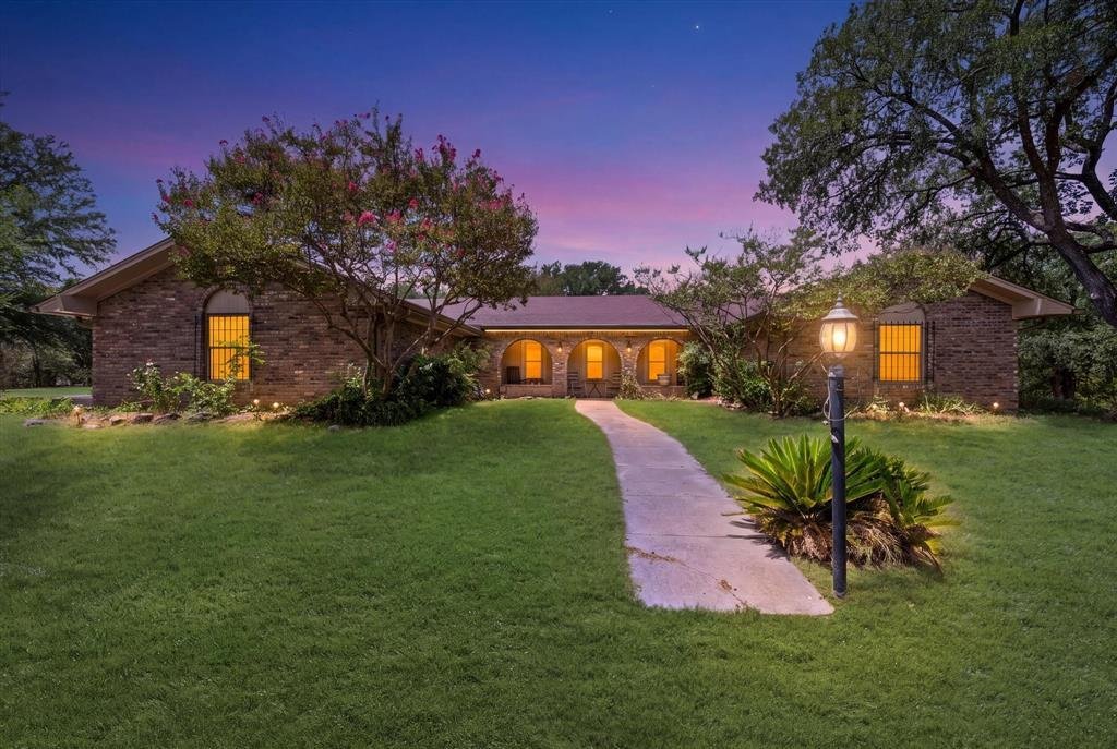 House in Waco, Texas, United States 2 - 18562843