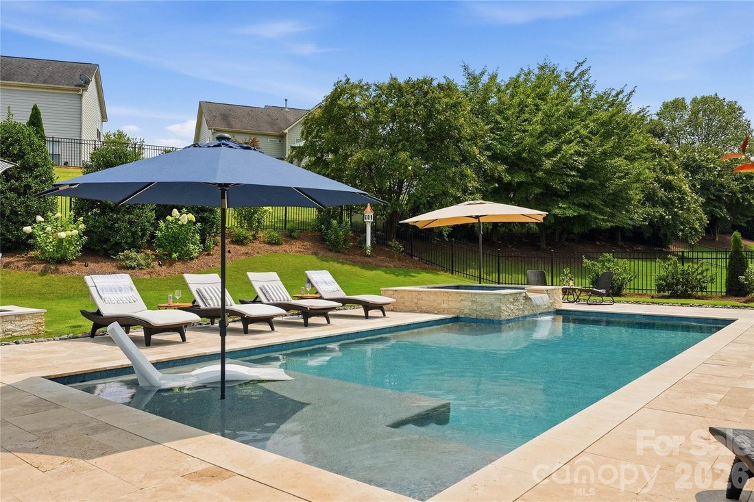 House in Mooresville, North Carolina, United States 1 - 18520572