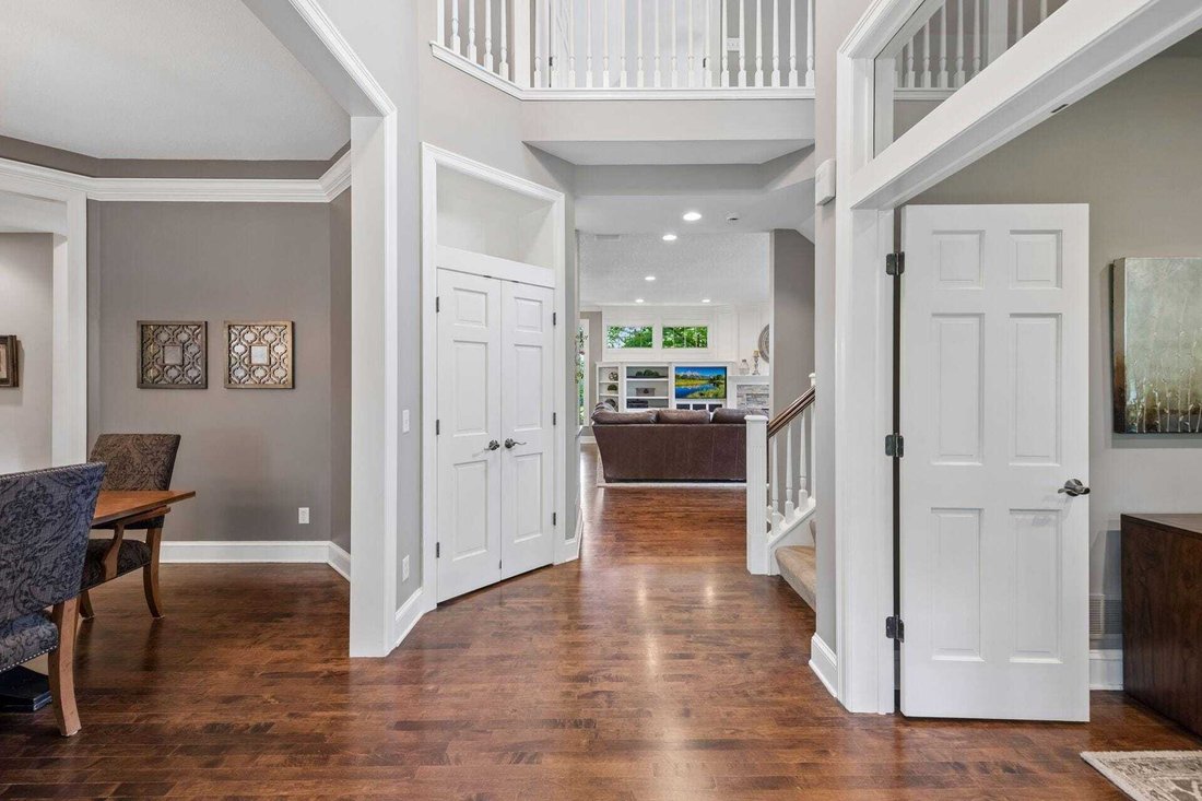 House in Eden Prairie, Minnesota, United States 4 - 18564604