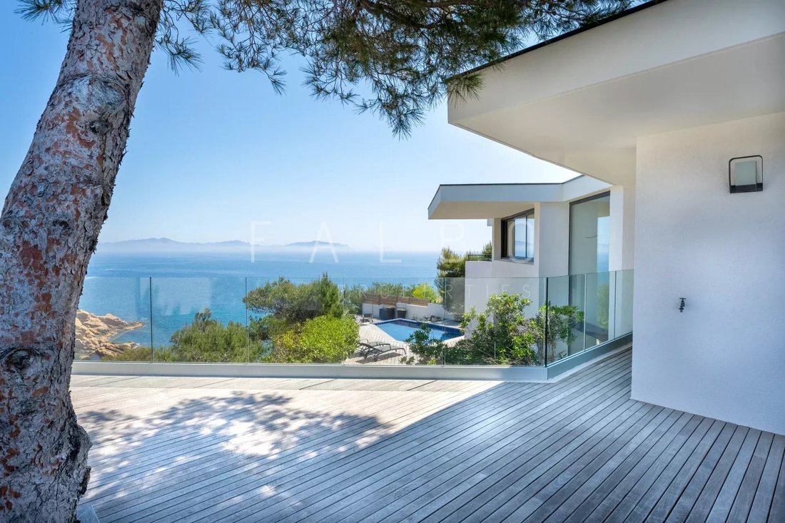 House in Ensuès-la-Redonne, Provence-Alpes-Côte d'Azur, France 1 - 15594270