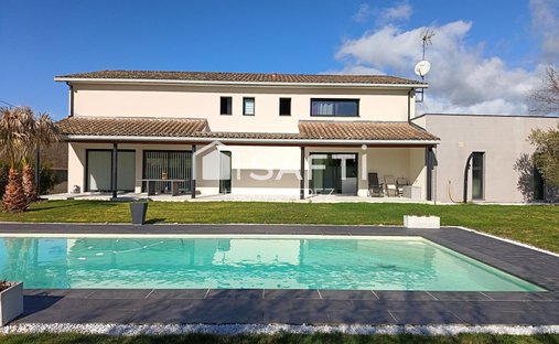 House in Montberon, Occitania, France 1