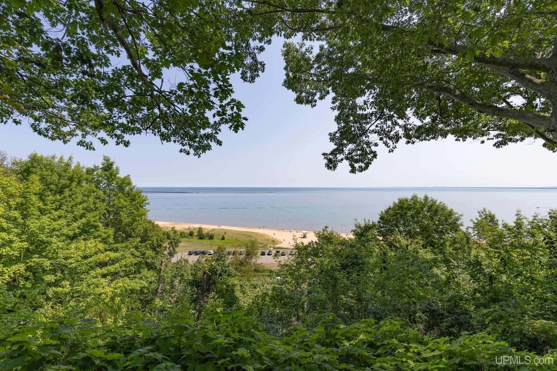 House in Marquette, Michigan, United States 2 - 18561376