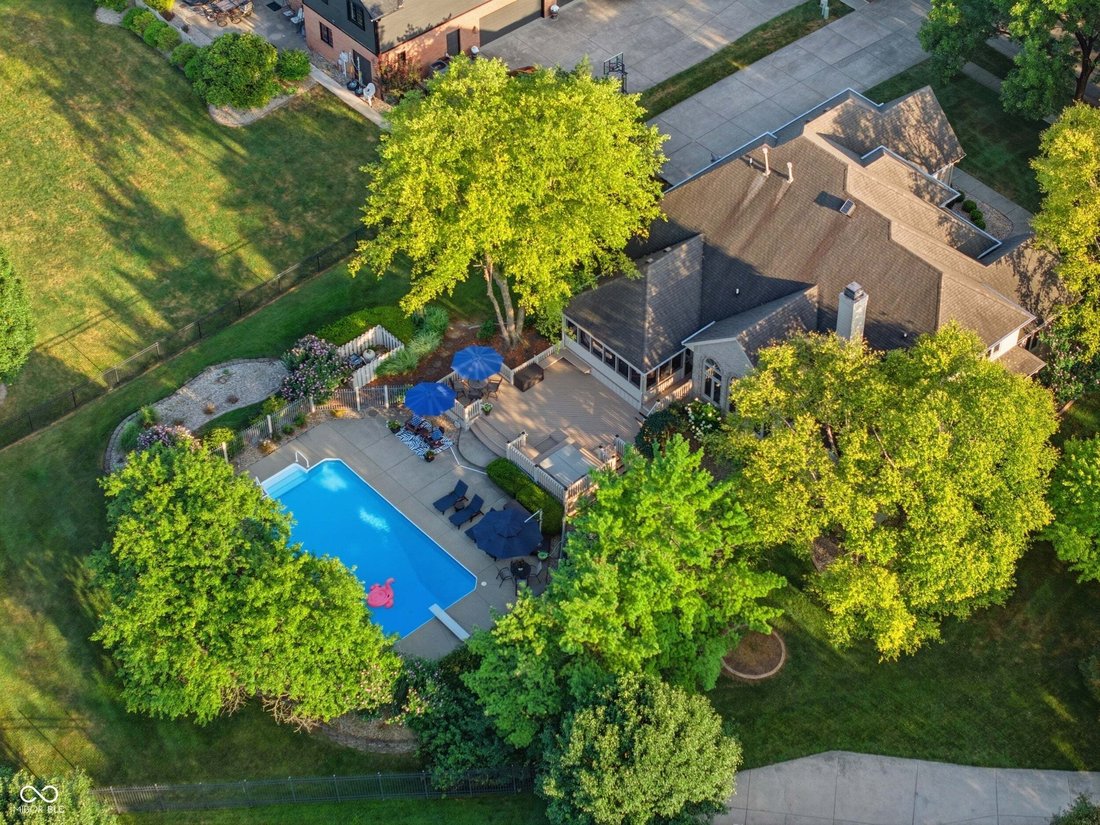 House in Greenwood, Indiana, United States 2 - 18558317