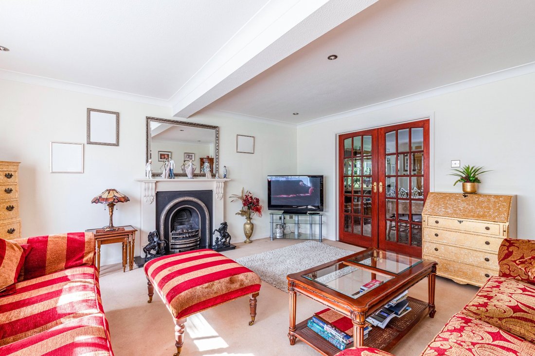 House in Pyrford Green, Woking, England 2 - 18564868