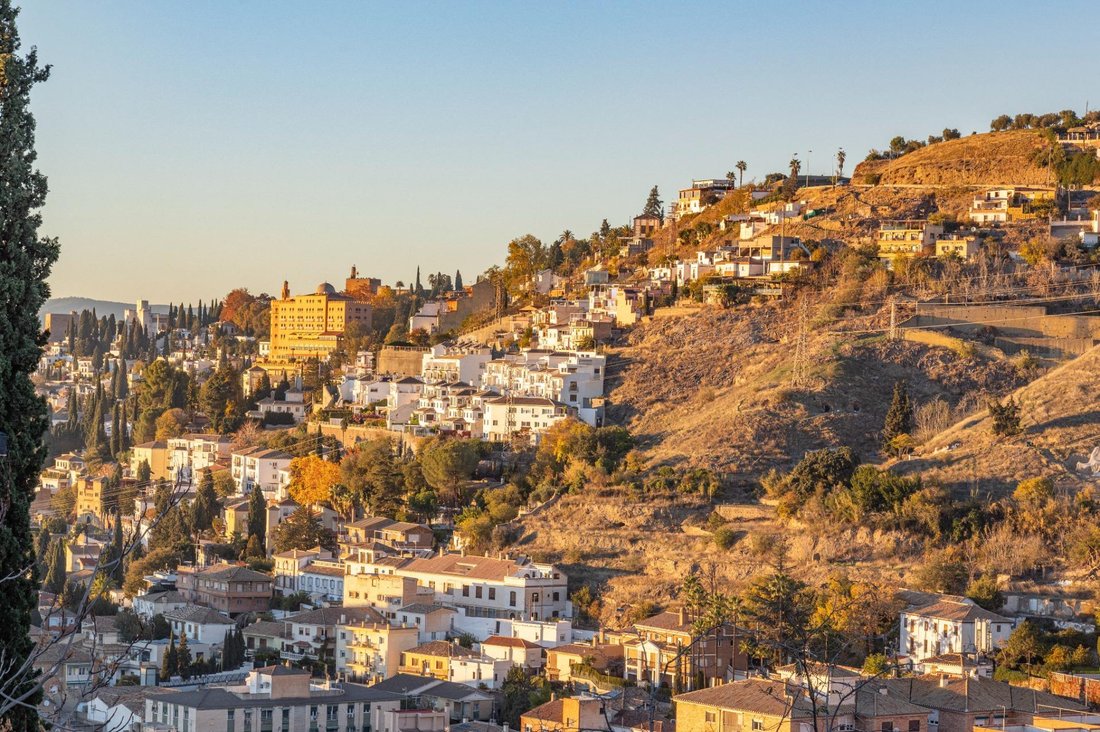 Genil, Granada, Spain 4 - 18565721