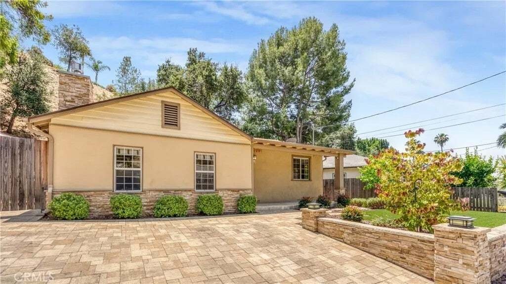 House in Burbank, California, United States 2 - 18559372