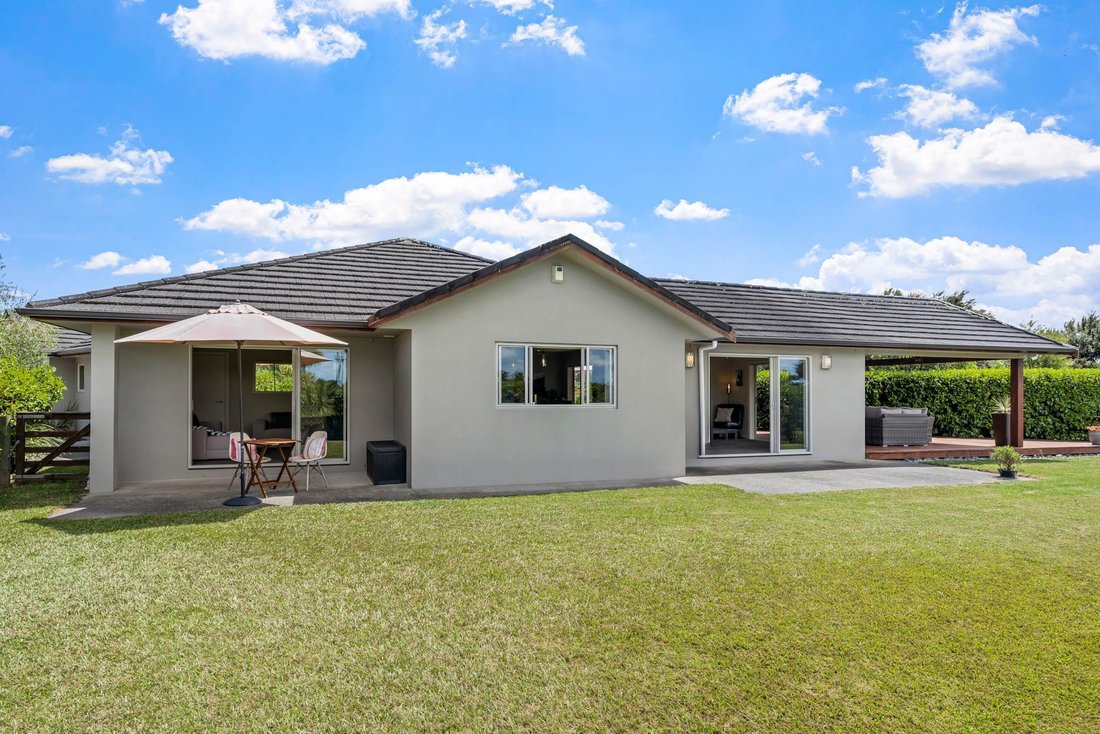 House in Dairy Flat, Auckland, New Zealand 4 - 17732211