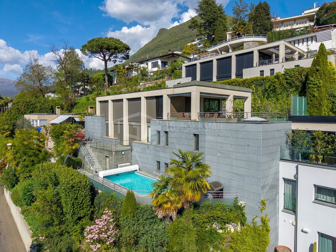 House in Lugano, Ticino, Switzerland 3 - 18558012