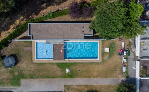 Maison à Nogueira e Silva Escura, District de Porto, Portugal 1