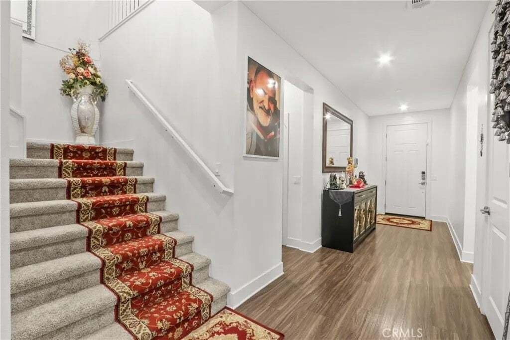 House in Chino, California, United States 3 - 18559415