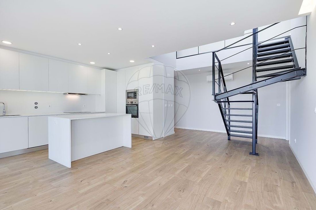 Apartment in Montijo e Afonsoeiro, Setubal, Portugal 5 - 18566114