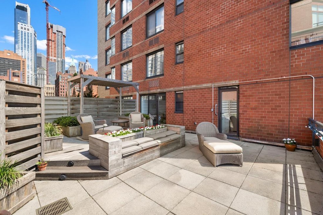 House in New York, New York, United States 3 - 18564491