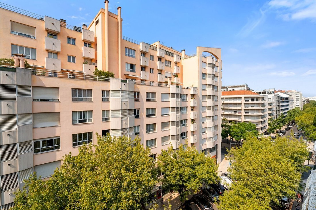 Apartment in Avenidas Novas, Lisbon, Portugal 1 - 18566070