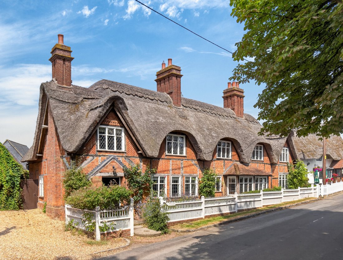 House in Adstock, England 1 - 18565441