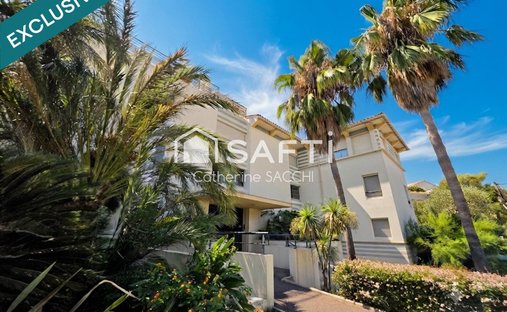 Apartment in Le Dramont-Agay-Anthéor-Le Trayas, Saint-Raphaël, France 1