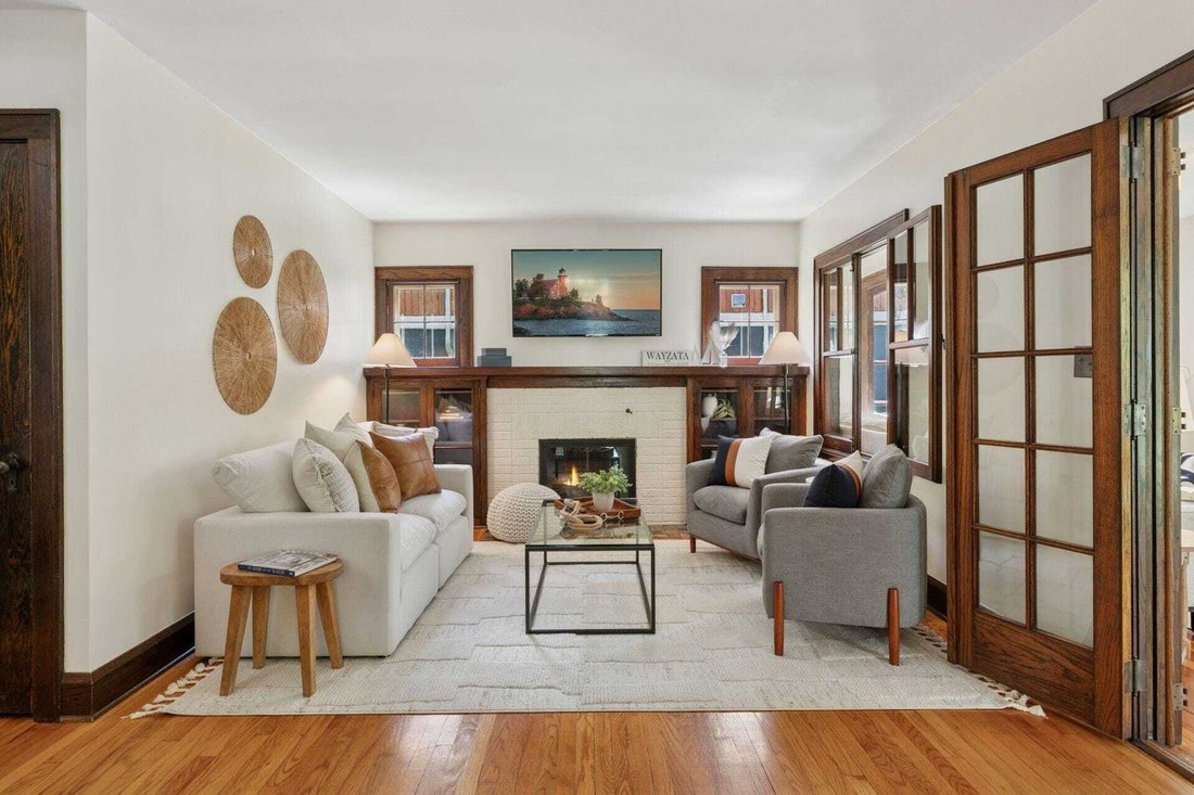 House in Wayzata, Minnesota, United States 2 - 18564671
