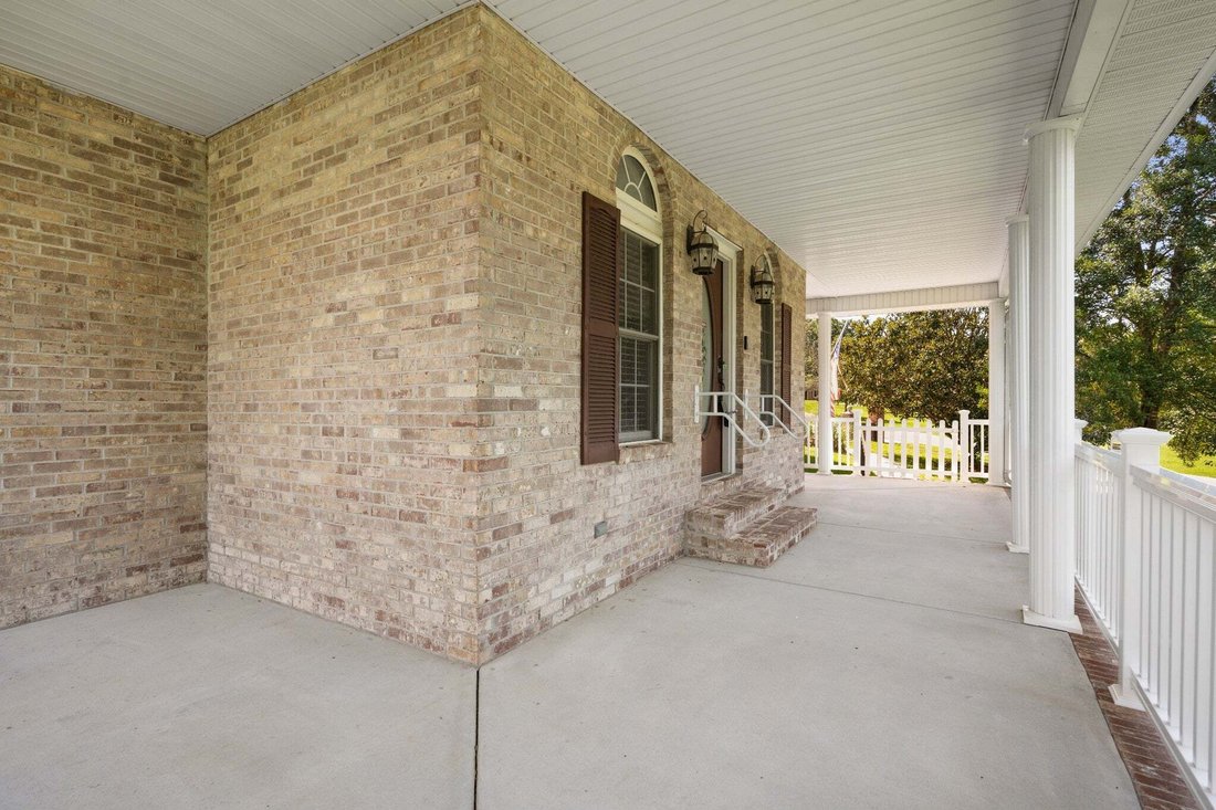 House in Manchester, Tennessee, United States 5 - 18564843
