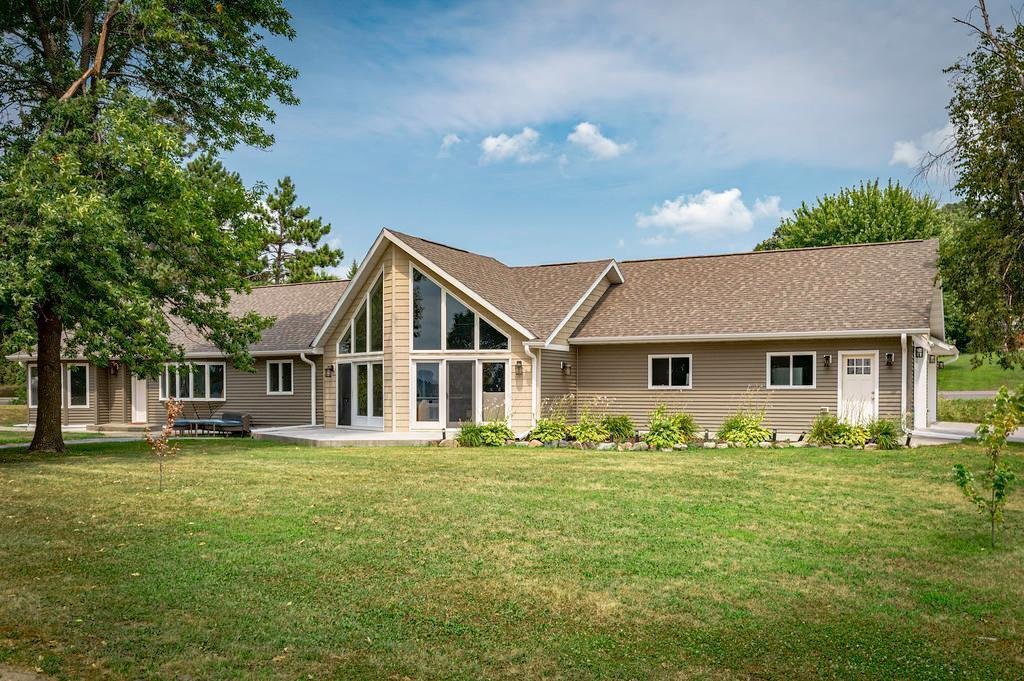 House in Burtrum, Minnesota, United States 3 - 18562670