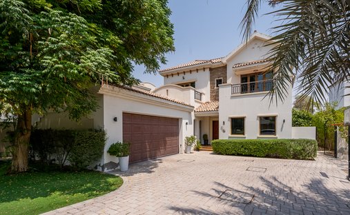Casa en Al Wasl, Dubái, Emiratos Árabes Unidos 1
