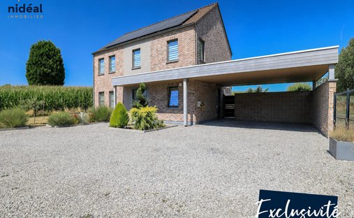 Haus in Gognies-Chaussée, Nordfrankreich, Frankreich 1