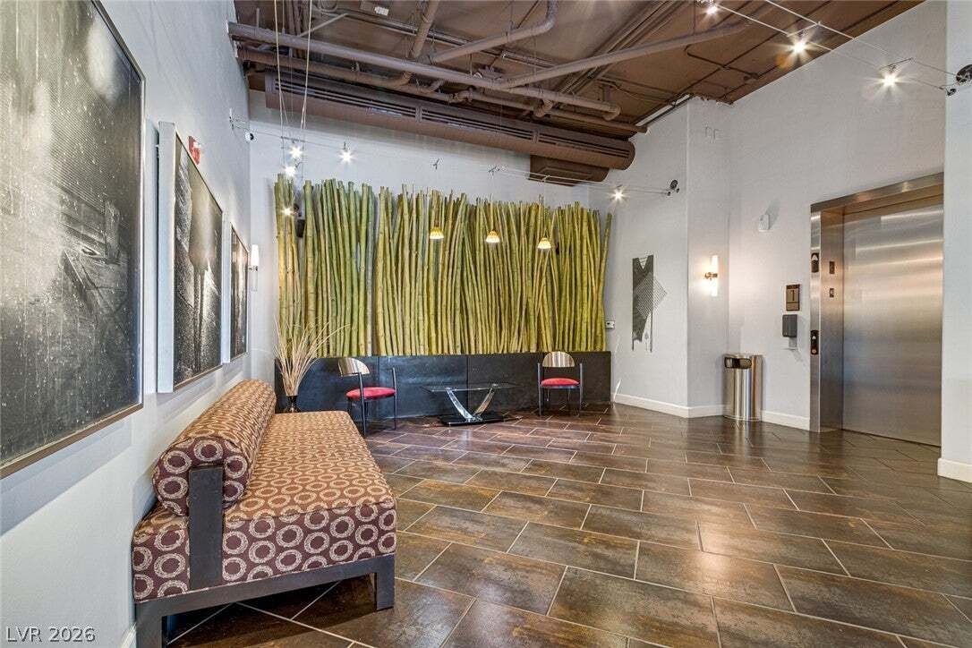 Condo in Las Vegas, Nevada, United States 4 - 18561353