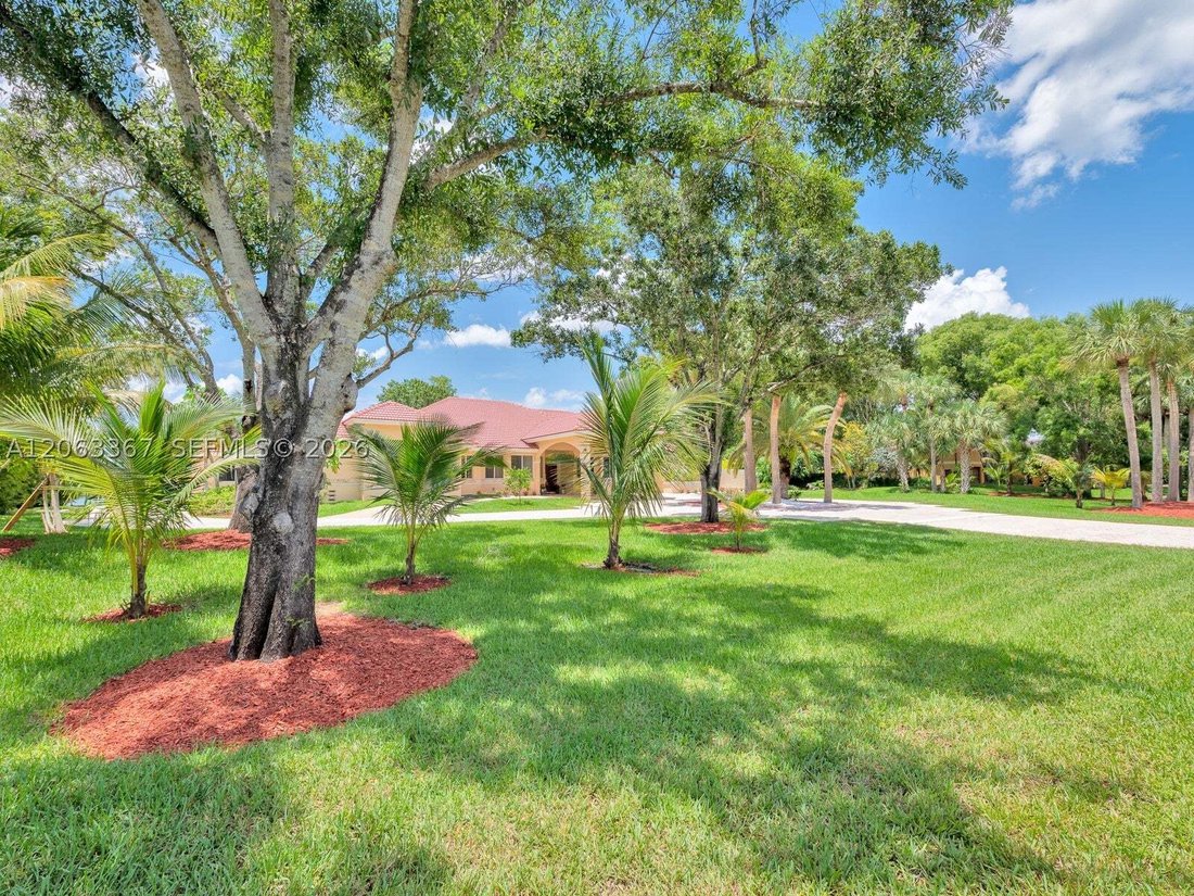 House in Southwest Ranches, Florida, United States 3 - 18561976