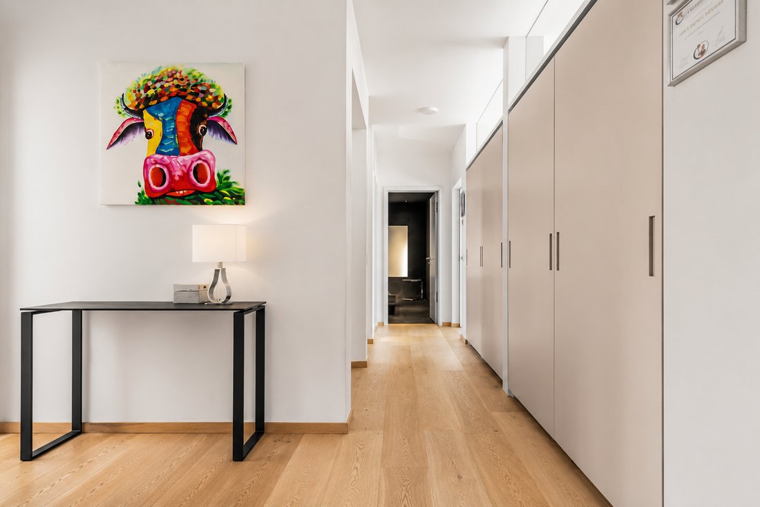 Villa in Bertrange, Luxembourg District, Luxembourg 3 - 18566249