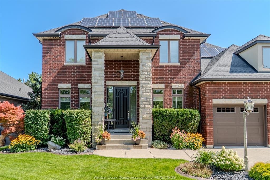 House in LaSalle, Ontario, Canada 3 - 18562680