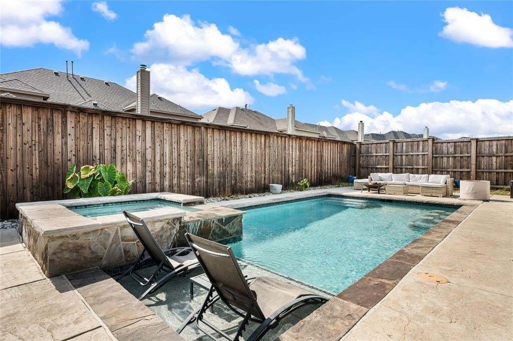 House in Fort Worth, Texas, United States 3 - 18562773