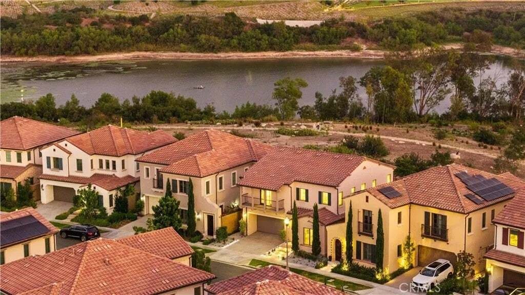 House in Irvine, California, United States 3 - 18559455
