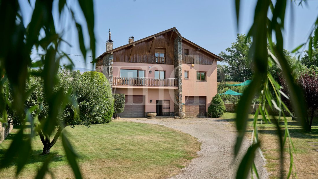 House in Puigcerda, Catalonia, Spain 1 - 18561229