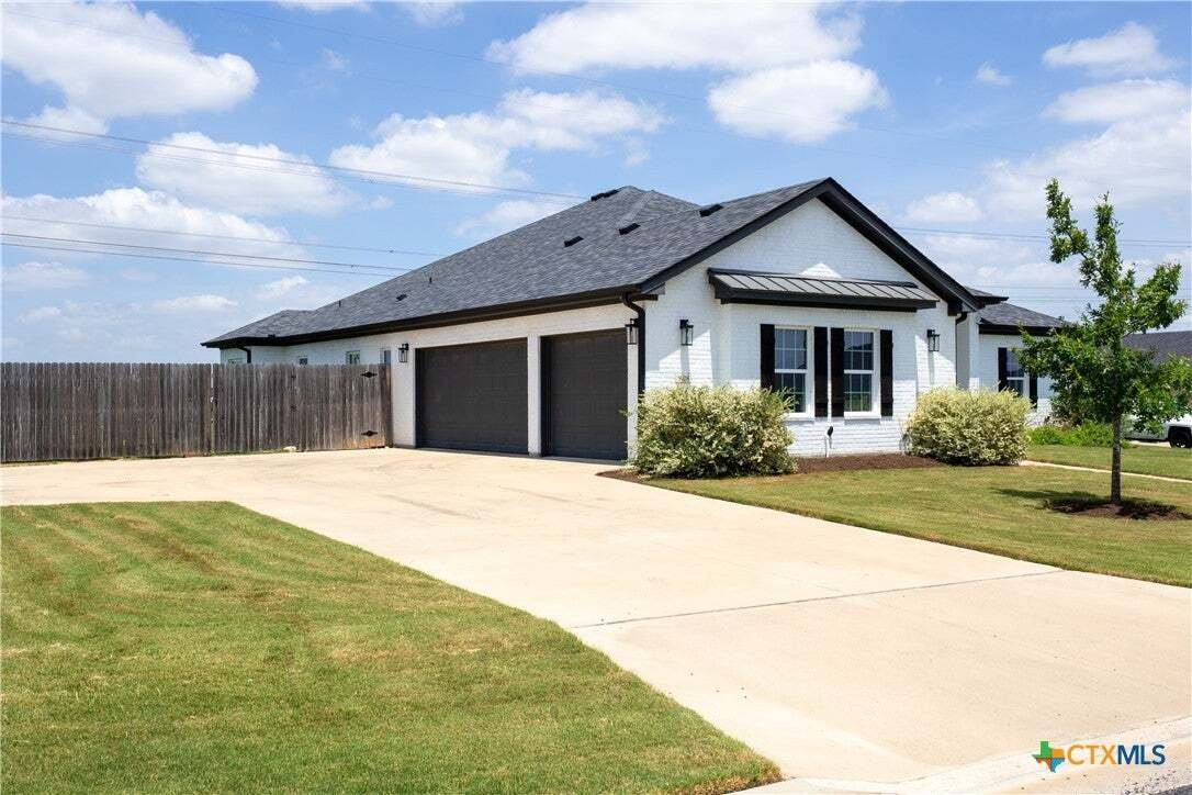 House in Salado, Texas, United States 2 - 18561086