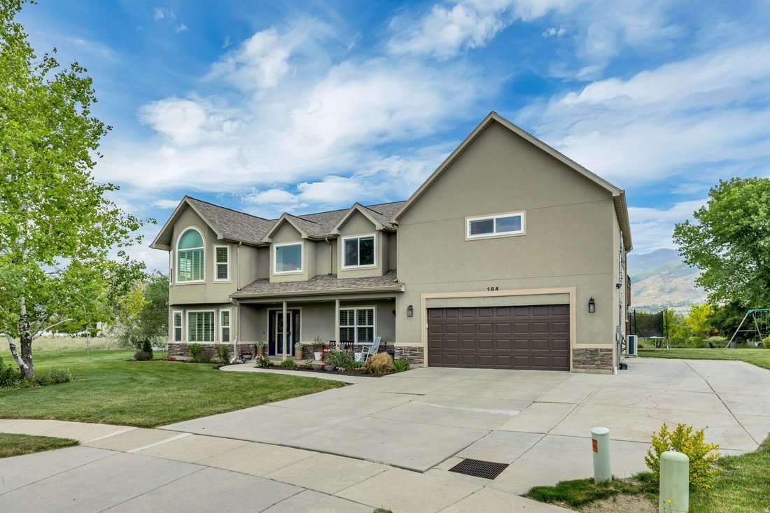 House in Farmington, Utah, United States 2 - 18561420